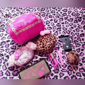 2007 Hello Kitty Terry Cloth Bag Purse